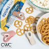 COOK WITH COLOR Bag Clips with Magnet- Food Clips, Chip Clips, Bag Clips for Food Storage with Airtight Seal Grip for Bread Bags, Snack Bags and Food Bags (White, Pack of 10)(Beige and Pink)